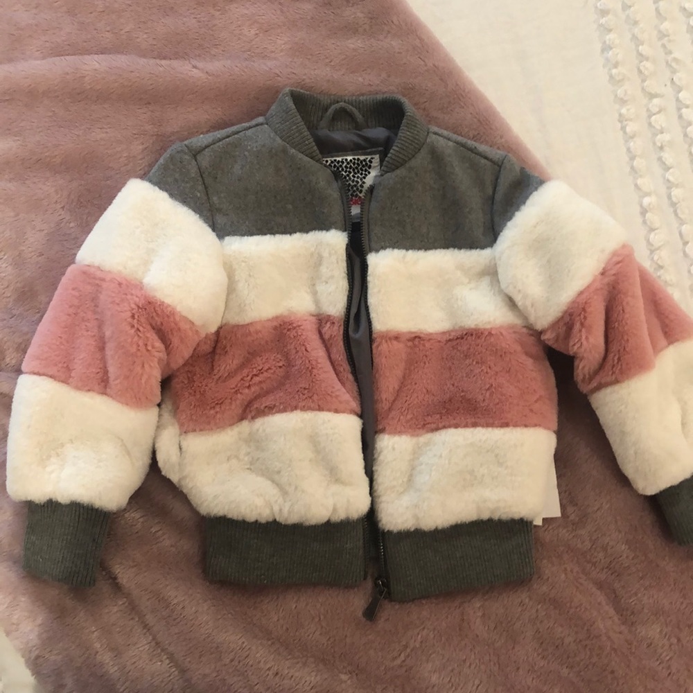 Girls jacket size 4T